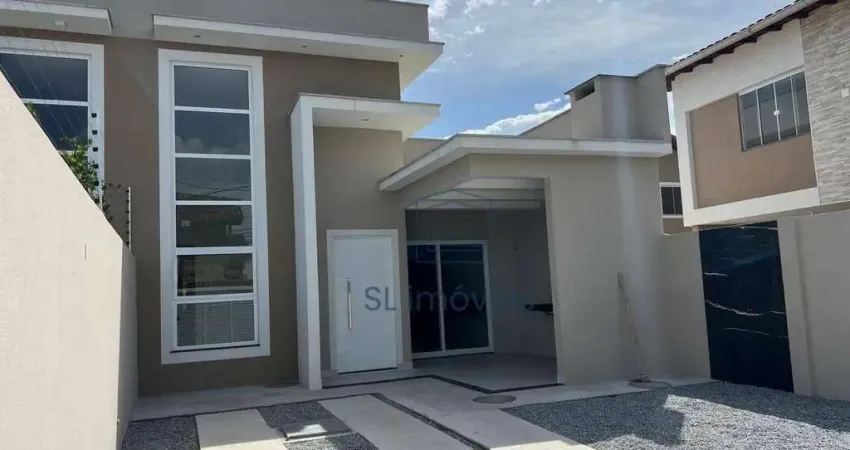 Casa linear com 3 quartos (1 suíte com closet) à venda no ouro verde, rio das ostras