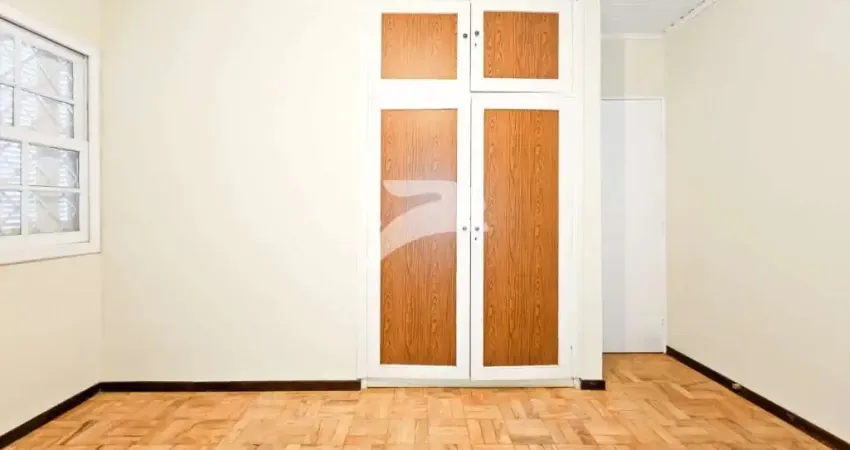 Casa com 3 quartos para alugar no Campina do Siqueira, Curitiba