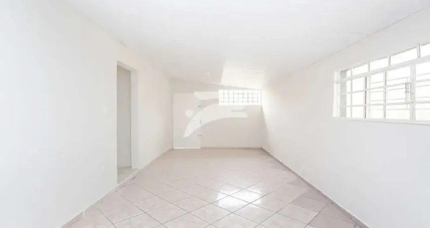 Casa com 2 quartos para alugar no Bairro Alto, Curitiba 