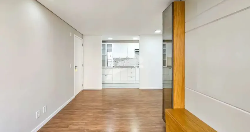 Apartamento com 3 quartos para alugar na Rua Reinaldo Stocco, 174, Pinheirinho, Curitiba