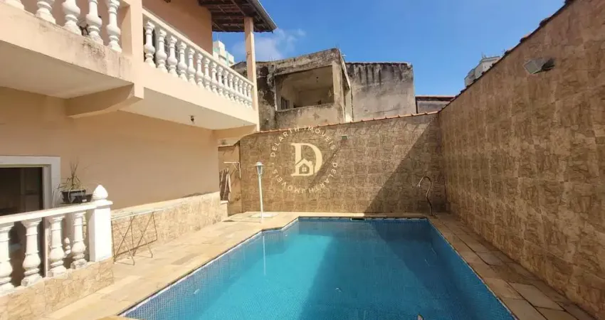 Casa - Jardim Uirá - SJCampos - 03 Dormitórios (01 Suíte) - 180m²