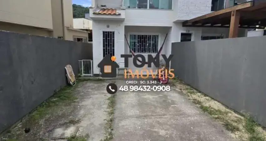 Sobrado de 2 dormitórios à venda no Lot. Jardim Botânico - São José. - SO1717