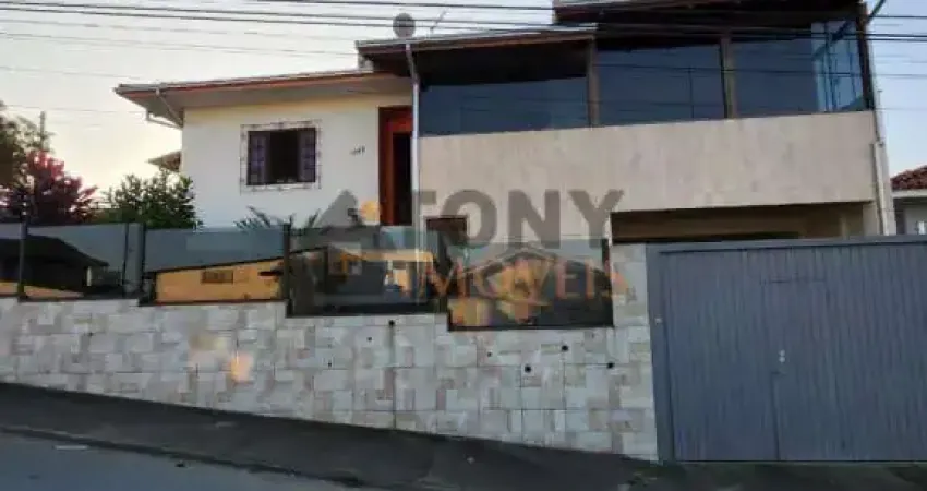 Casa com 3 quartos à venda no Areias, São José 