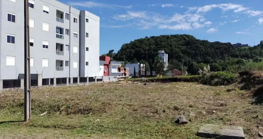 Terreno à venda na Rua Odila Demori Bosardi, 100, São Luiz, Caxias do Sul