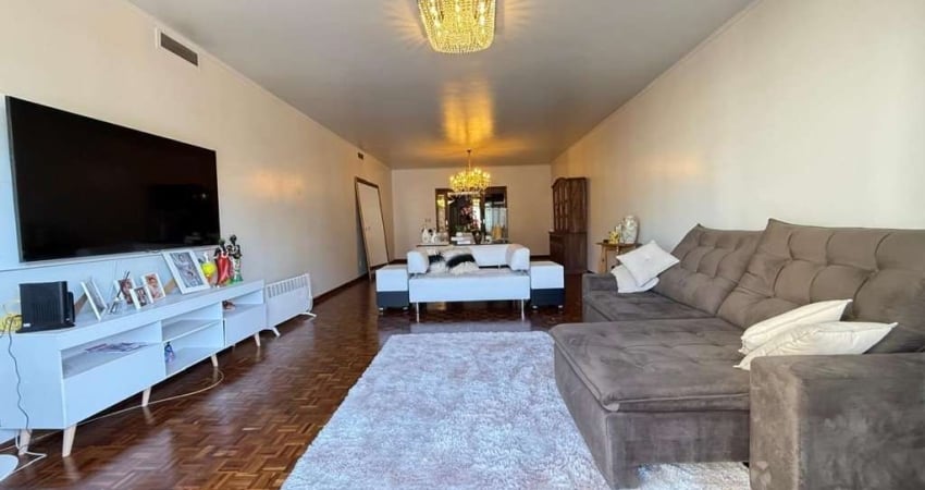 Apartamento para Venda - 190.89m², 3 dormitórios, sendo 1 suites, 2 vagas - Centro