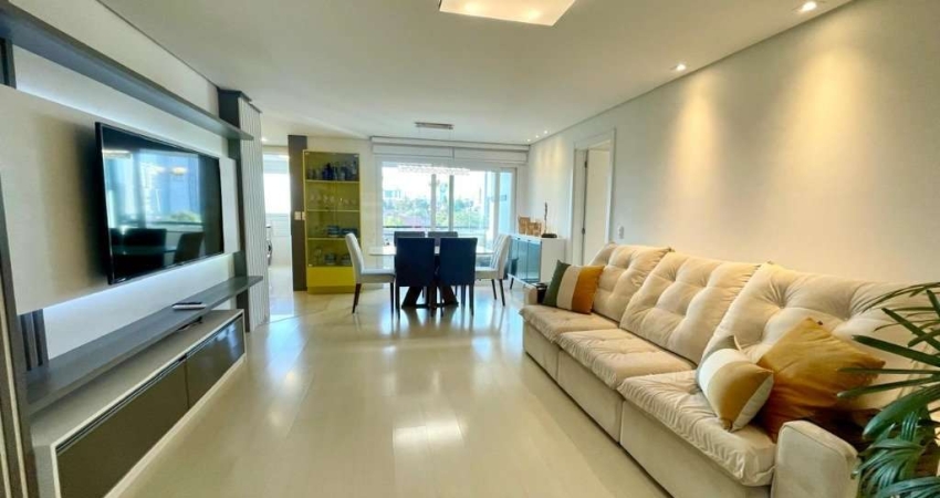 Apartamento para Venda - 106.8m², 3 dormitórios, sendo 1 suites, 2 vagas - Panazzolo