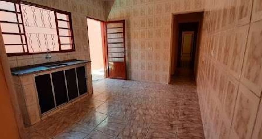 Casa 03 dormitórios com 1 suíte em Ipanema Ville  -  Sorocaba