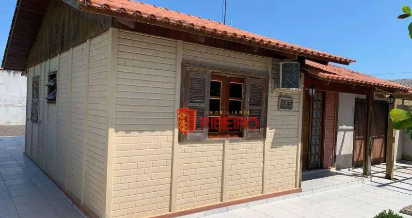 Casa à venda, 130 m² por R$ 370.000,00 - Centro - Balneário Arroio do Silva/SC