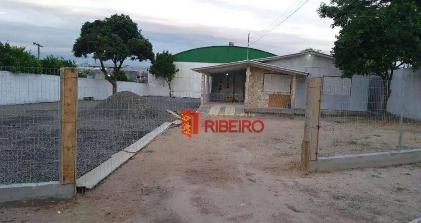 Casa com 4 dormitórios à venda por R$ 970.000,00 - Coloninha - Araranguá/SC