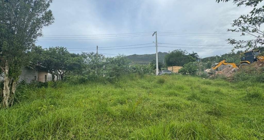 Terreno à venda na Servidão Agostinho Pedro dos Passos, 50, Areias do Meio, Governador Celso Ramos