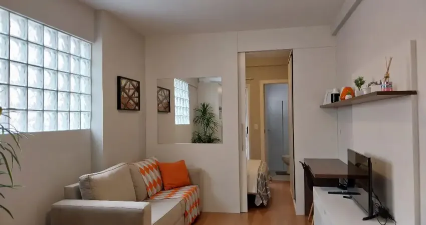 Kitnet / Stúdio para alugar na Rua Desembargador Ermelino de Leão, 181, Centro, Curitiba