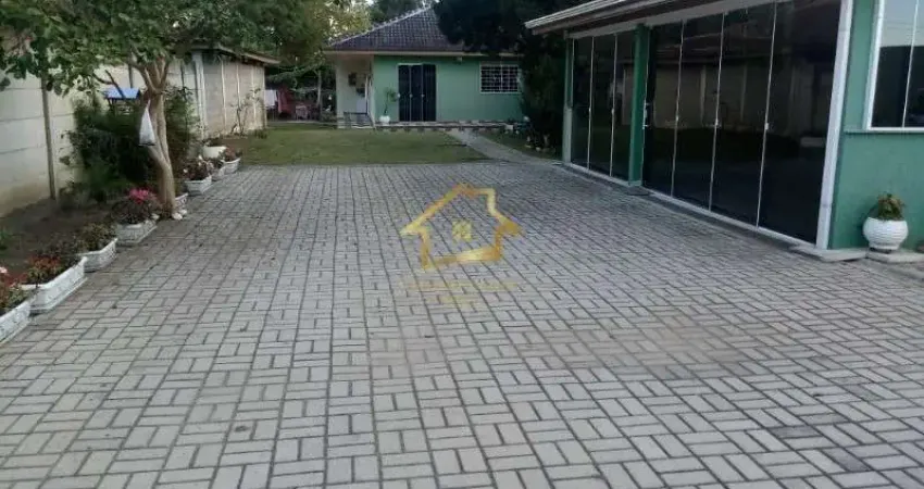 LINDA RESIDÊNCIA EM QUATRO BARRAS