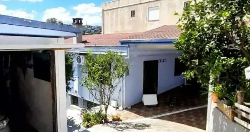 Casa com 3 quartos à venda no Planalto, Caxias do Sul