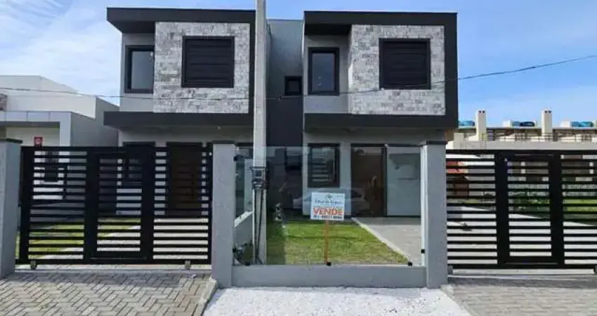 Casa 04 Dorm à venda no Bairro CAPÃO NOVO - 2 vagas de garagem