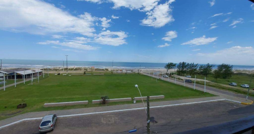 Apartamento 02 Dorm à venda no Bairro CAPÃO NOVO com 68 m² de área privativa - 2 vagas de garagem