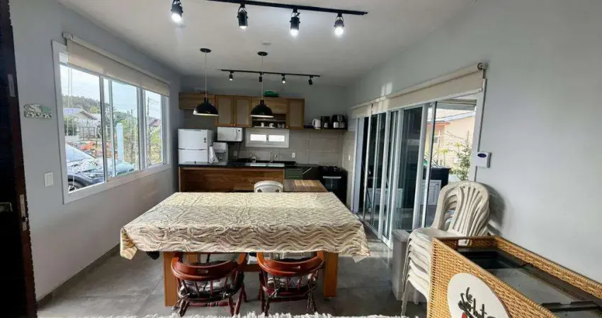 Casa 03 dorm à venda no bairro capão da canoa com 123 m² de área privativa - 4 vagas de garagem