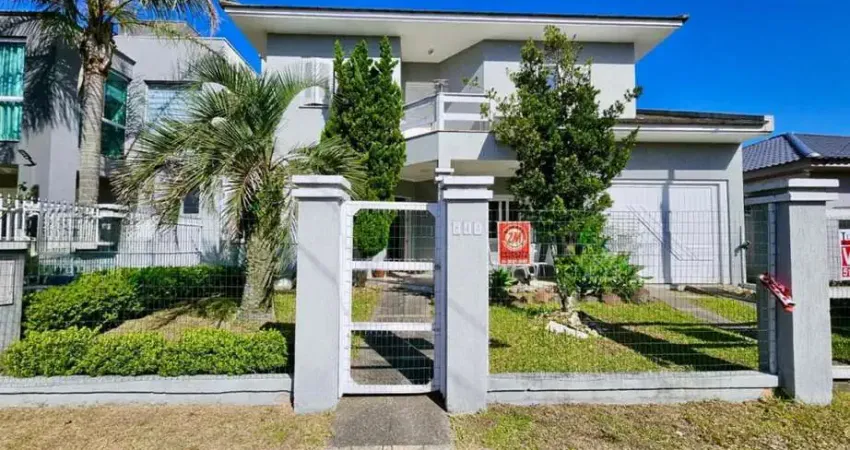 Sobrado 03 dorm à venda no bairro capão novo - 1 vaga de garagem