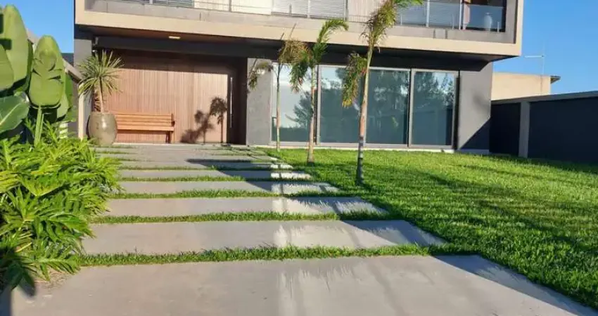 Sobrado 03 dorm à venda no bairro arroio teixeira com 188 m² de área privativa