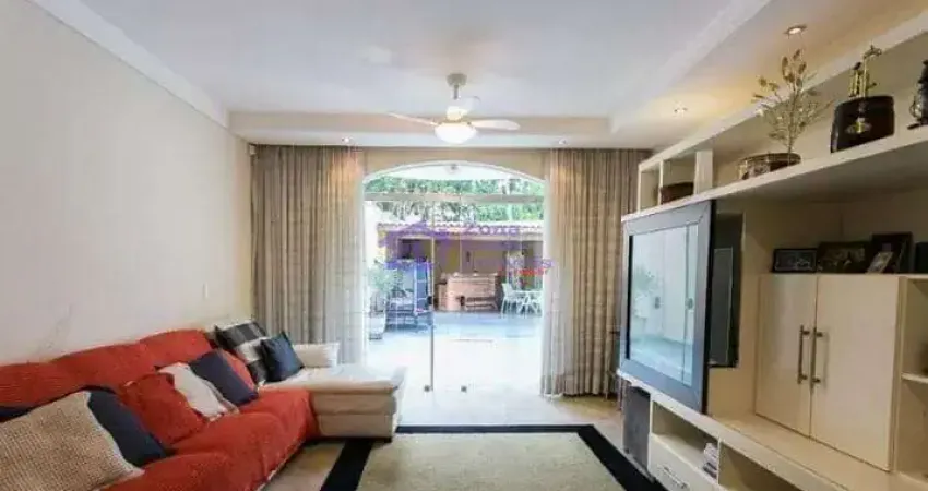 Excelente sobrado com 3 dorms, 1 suíte,  4 vagas, 350 m² - venda por R$ 2.140.000 ou aluguel por R$