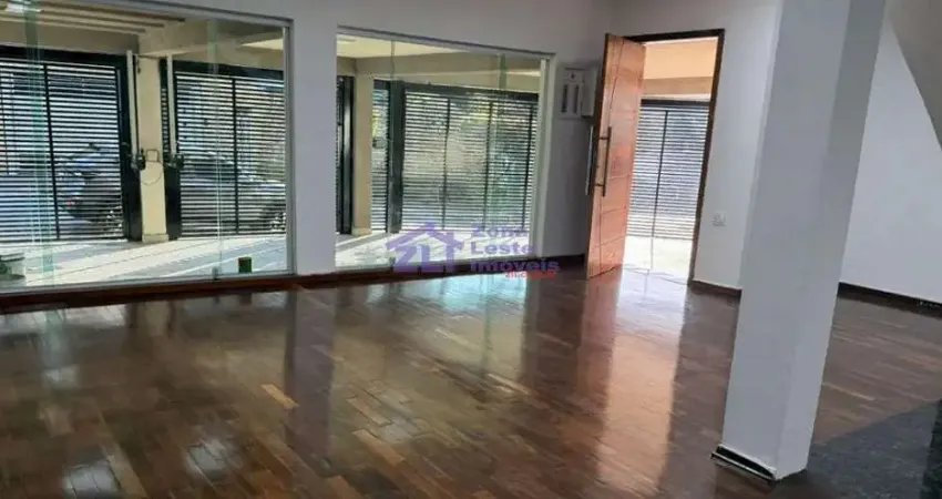 Casa com 2 quartos para alugar na Rua Mônaco, 227, Jardim Têxtil, São Paulo