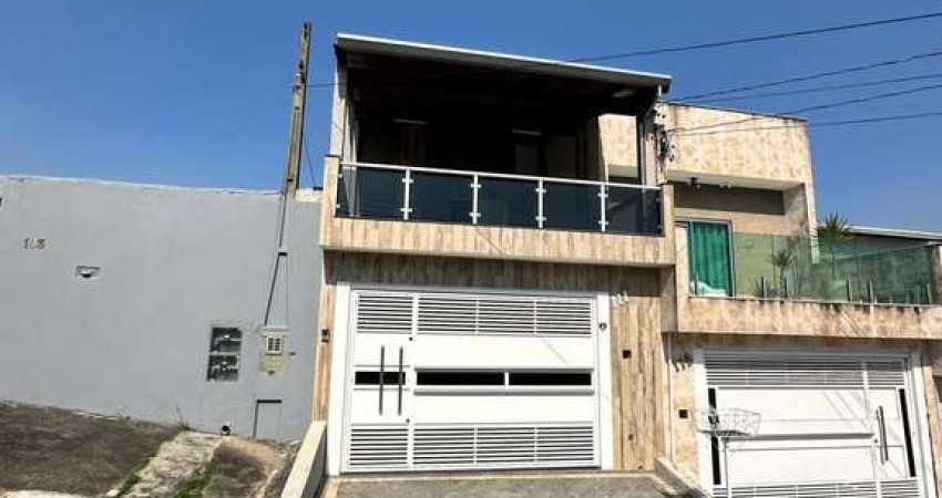 Sobrado para venda com 3 dormitórios no Residencial Mirage em Mogi das Cruzes.