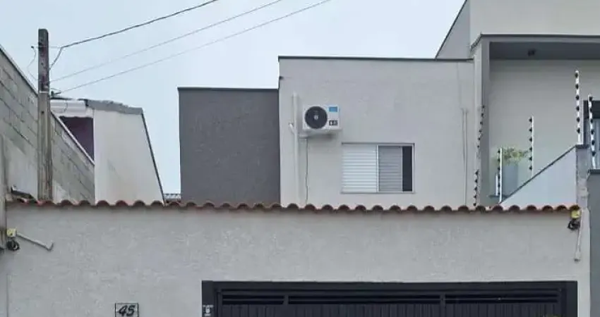 Sobrado para venda com 3 dormitórios na Vila Di César em Mogi das Cruzes.