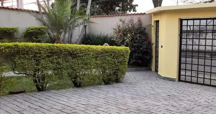 Casa térrea a venda com 3 dormitórios na Vila Lavínia em Mogi das Cruzes