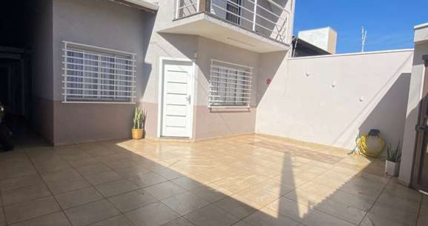 Sobrado para venda com 3 dormitórios e piscina na Vila Rei em Mogi das Cruzes