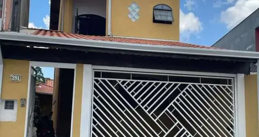Sobrado novo à venda com 3 dormitórios no residencial Colinas em César de Souza