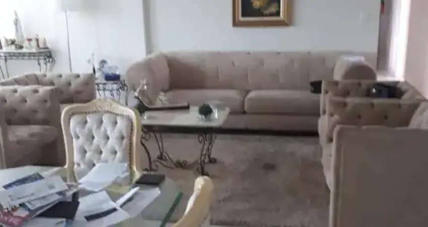 Apartamento para Venda em Mogi das Cruzes com 3 dormitórios no Alto do Ipiranga