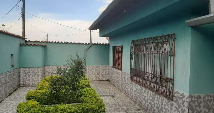Casa térrea para venda com 2 dormitórios na Vila Brasileira em Mogi das Cruzes