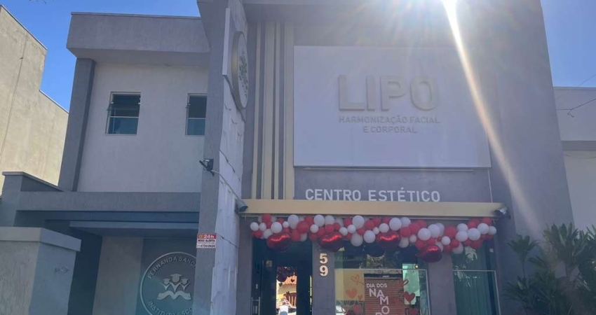 Prédio comercial para venda com 8 salas no centro de Mogi das Cruzes.