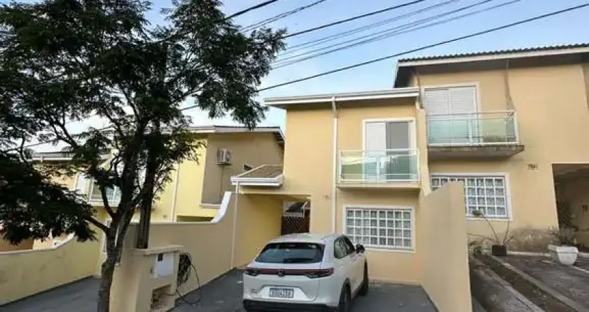 Casa mobiliada para venda com 3 dormitórios no Condomínio Jardim Europa.