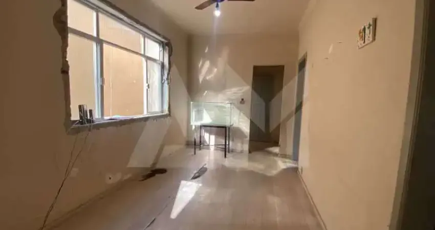 Casa com 2 quartos à venda na Rua Rosa e Silva, Grajaú, Rio de Janeiro