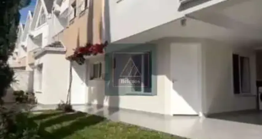 OPORTUNIDADE no Uberaba - Sobrado com suíte, ático e 3 vagas