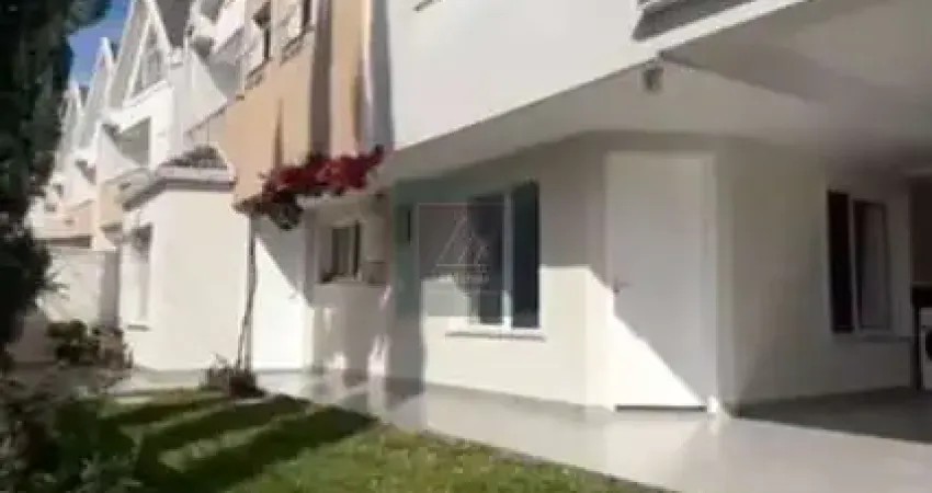 Casa em condomínio fechado com 3 quartos à venda na Rua Maria Luiza Bazzani Natal, 370, Uberaba, Curitiba