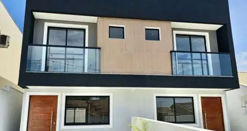 Sobrado para Venda em Palhoça, Bela Vista, 2 dormitórios, 2 suítes, 3 banheiros, 2 vagas