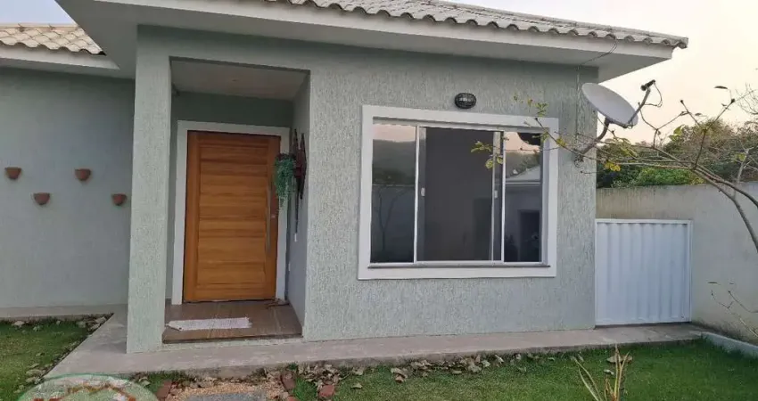 Casa em condomínio fechado com 3 quartos à venda no Caxito, Maricá