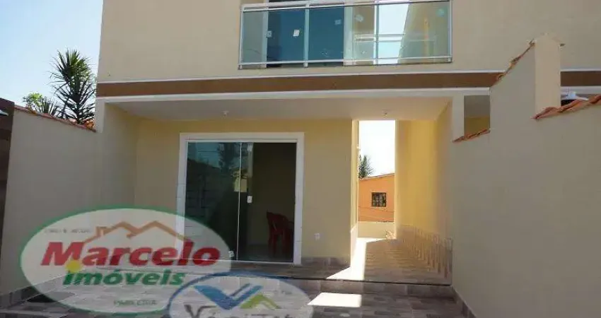 Lançamento - Casa Linear de 4 quartos, 1 suíte - Próximo da Praia - R$ 490.000,00