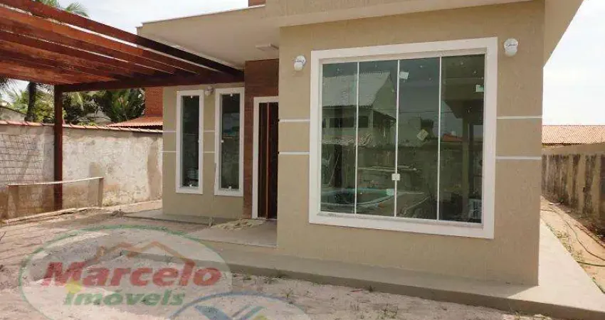 Maravilhosa Casa linear de 3 quartos, 1 suite com closet - Quadra da Praia