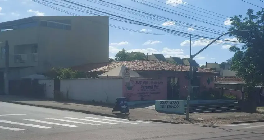 Casa comercial ou residencial de esquina na Rua Lodovico Geronazzo