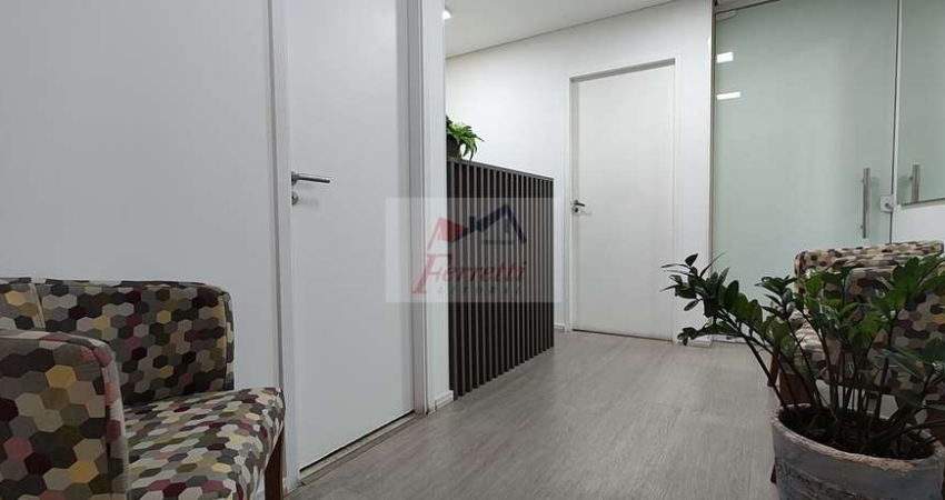 Sala comercial com 126,42m² 3 vagas mobiliada e climatizada ao lado do Parque Valongo, Santos/SP