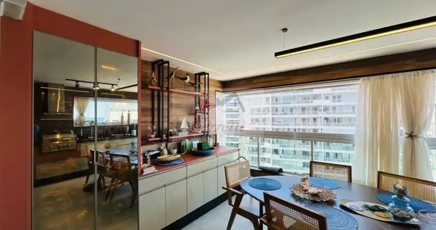 Apartamento com 3 dormitórios mobiliado, decorado e climatizado venda Porteira Fechada em Astúrias, Guarujá/SP