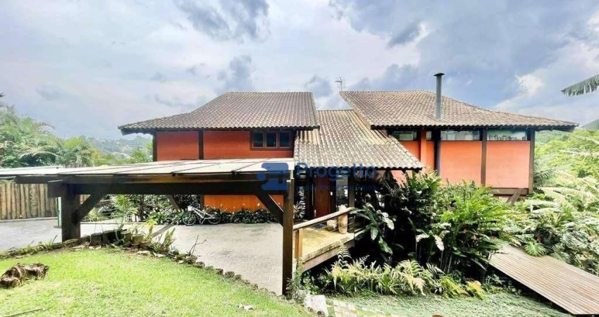 Cond. Recanto Inpla - Casa de revista! 3 dorms / 1 suíte + 2 aptos hóspedes!