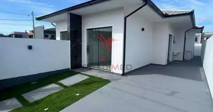 Casa em Forquilhas com 2 quartos sendo 1 suíte, 2 banheiros e 1 vaga de garagem CEF