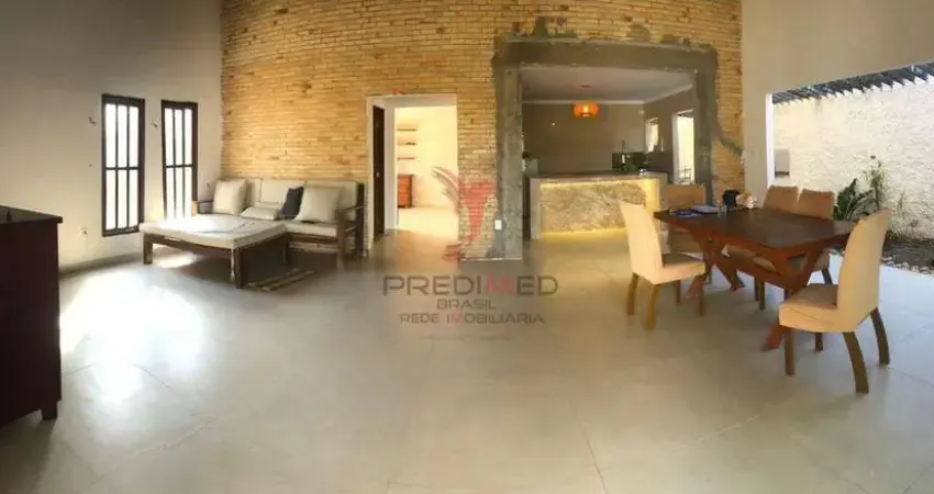 Linda casa de praia com 3 Suites e 4 Vagas de Garagem, em Ponta de Campina