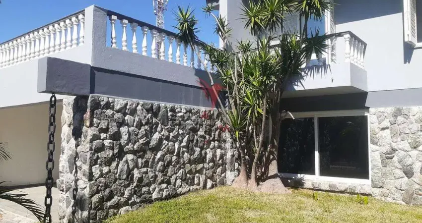 CASA ALTO PADRÃO no Recanto de Portugal, Impecavel, amplo pátio com acesso para carro