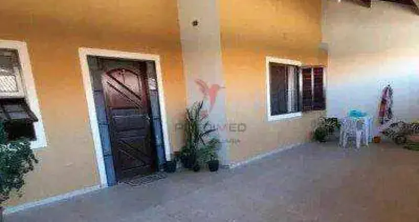Casa com 3 Quartos, área de serviço, quintal,, 3 vagas de garagem. Vila dos Comerciários