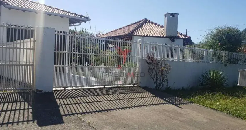 Lindo, muito lindo, situado a duas quadras da praia, 5 imóveis, com academia, piscina