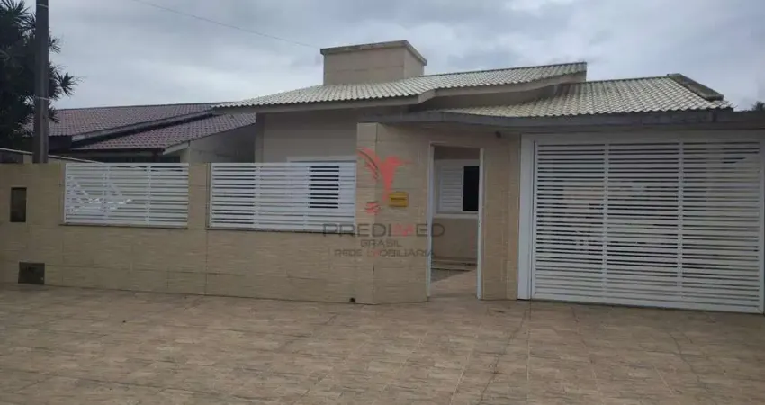 Belo imóvel!!! padrão acima da média, duas lajes, uma inclinada mais telhado. imbituba. sc